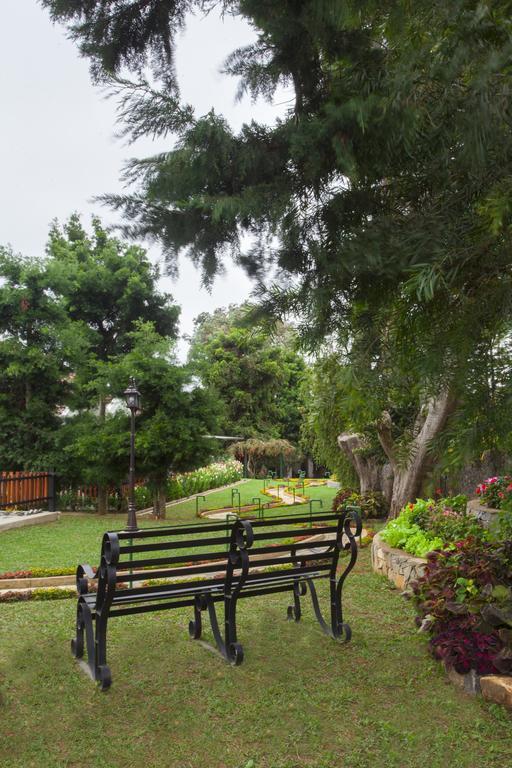 La Grande Villa Нувара Елия Екстериор снимка