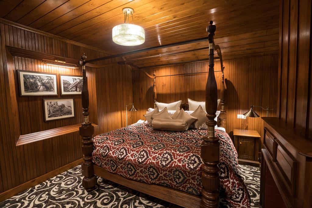 La Grande Villa Нувара Елия Екстериор снимка
