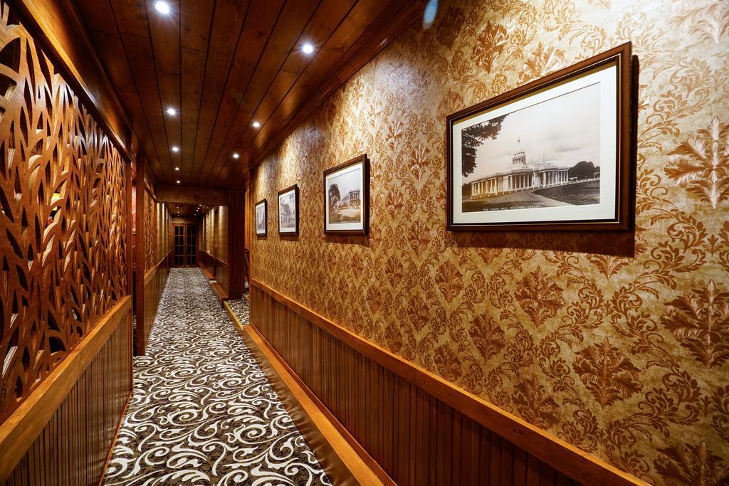 La Grande Villa Нувара Елия Екстериор снимка